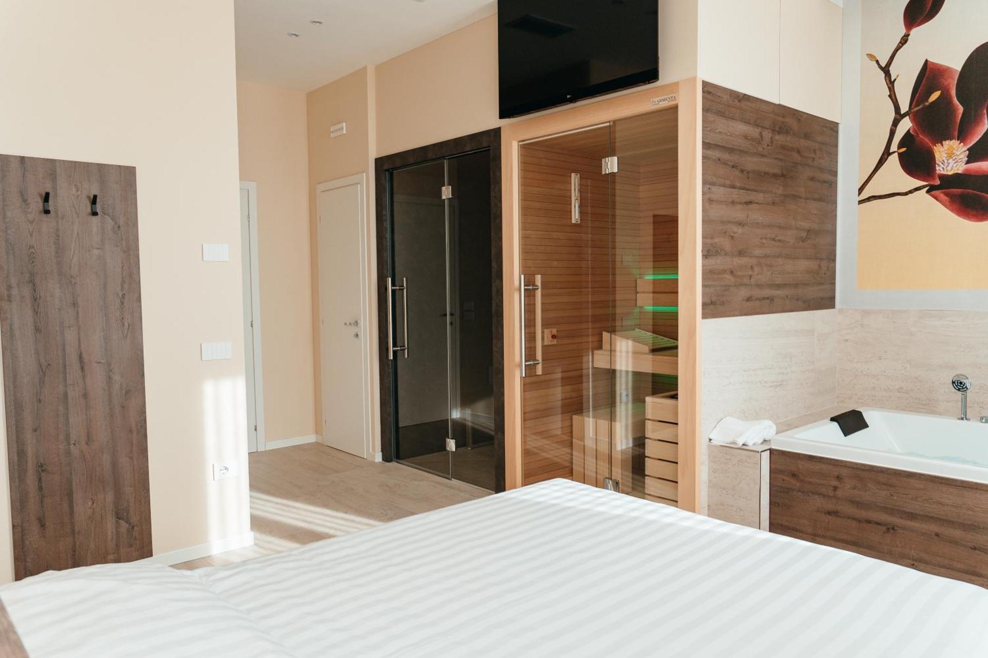 Wine & Wellness Hotel Villalta  Exterior photo
